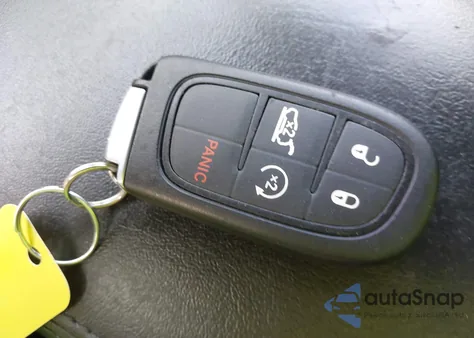 2022 Jeep Cherokee Latitude Lux 4X4 z USA, uszkodzony, nr VIN 1C4PJMMX7ND512722